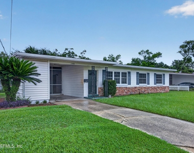 11462 Elane Drive - Photo Thumbnail 2