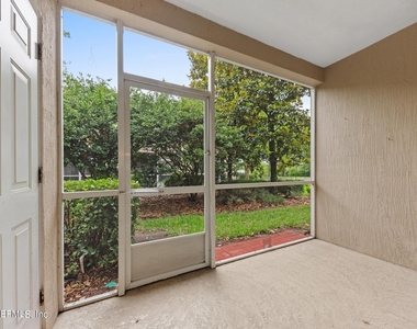 8159 Summerside Circle - Photo Thumbnail 20