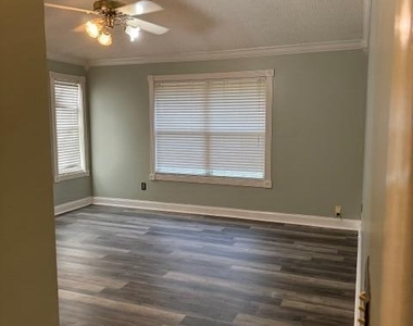 8166 Rocky Creek Drive - Photo Thumbnail 18