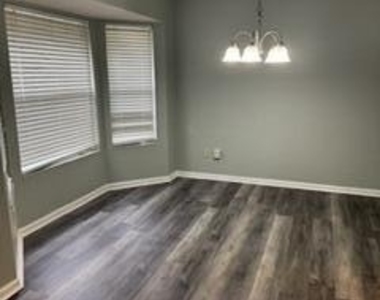 8166 Rocky Creek Drive - Photo Thumbnail 11