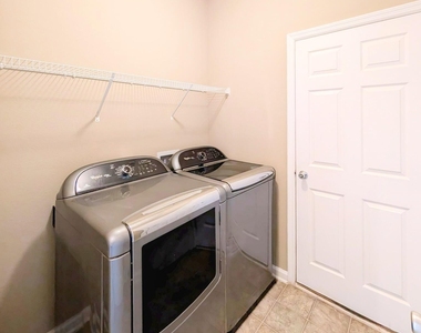7394 Steventon Way - Photo Thumbnail 12