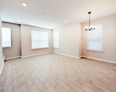 162 Barstow Place - Photo Thumbnail 6