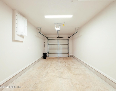 160 Barstow Place - Photo Thumbnail 16