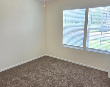 3158 Cold Leaf Way - Photo Thumbnail 20