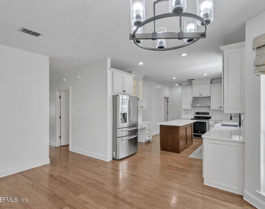 1427 Mallard Landing Boulevard - Photo Thumbnail 11
