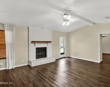 7869 Jeff Drive - Photo Thumbnail 4