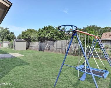 7869 Jeff Drive - Photo Thumbnail 17