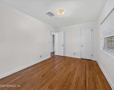 6306 Romilly Drive S - Photo Thumbnail 14