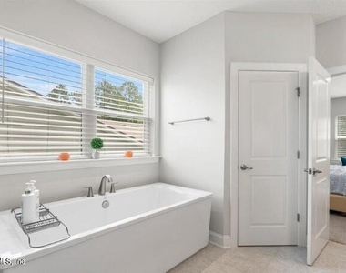 245 Freshwater Drive - Photo Thumbnail 29