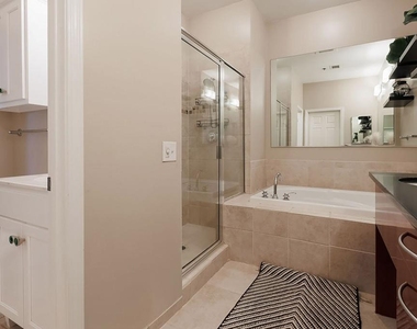 3820 Roswell Road - Photo Thumbnail 14