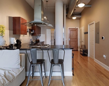 3820 Roswell Road - Photo Thumbnail 5
