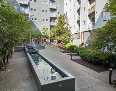 620 Glen Iris Drive Ne - Photo Thumbnail 37