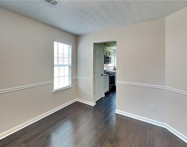 34 Belmont Park Drive - Photo Thumbnail 6