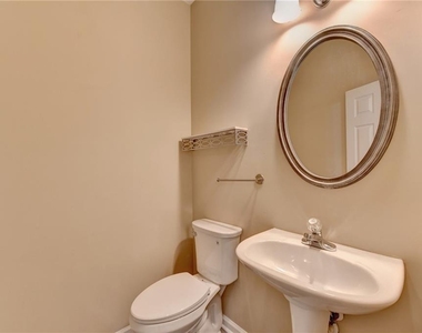 1646 Hedington Court - Photo Thumbnail 6