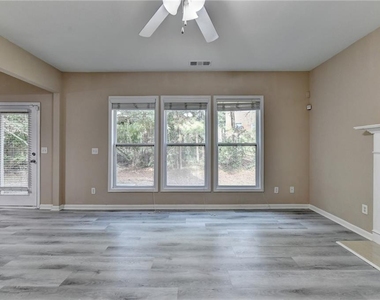1646 Hedington Court - Photo Thumbnail 10