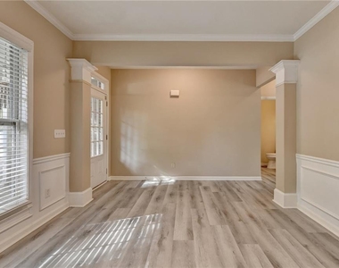 1646 Hedington Court - Photo Thumbnail 4