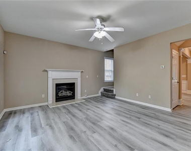 1646 Hedington Court - Photo Thumbnail 9
