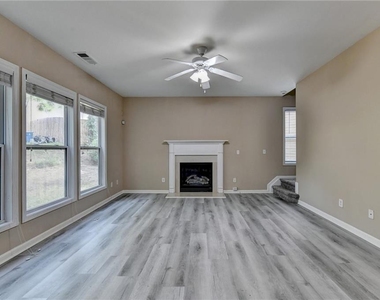 1646 Hedington Court - Photo Thumbnail 8