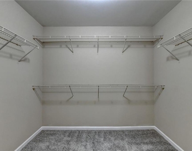 1646 Hedington Court - Photo Thumbnail 34