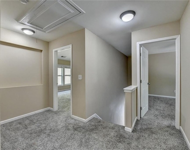 1646 Hedington Court - Photo Thumbnail 25