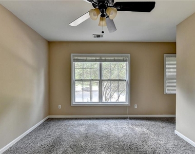 1646 Hedington Court - Photo Thumbnail 36