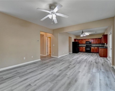 1646 Hedington Court - Photo Thumbnail 13
