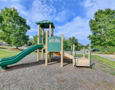 1646 Hedington Court - Photo Thumbnail 49
