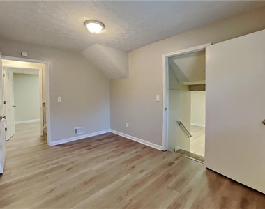 5054 Arbor Lane Sw - Photo Thumbnail 13