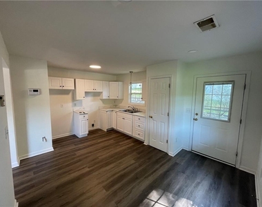 351 Crisler Street - Photo Thumbnail 7
