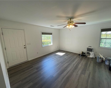351 Crisler Street - Photo Thumbnail 3