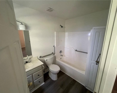 351 Crisler Street - Photo Thumbnail 13