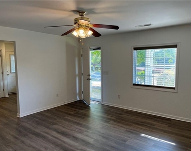 351 Crisler Street - Photo Thumbnail 2