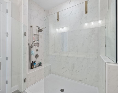 211 Prairie Lane - Photo Thumbnail 17