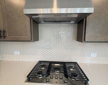 3372 Burkston Place - Photo Thumbnail 5