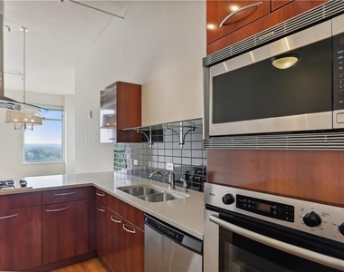 3820 Roswell Road Ne - Photo Thumbnail 6