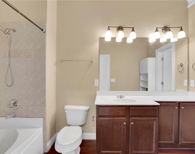 1079 Marietta Boulevard Nw - Photo Thumbnail 23
