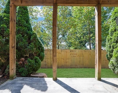1079 Marietta Boulevard Nw - Photo Thumbnail 32