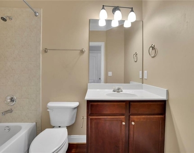 1079 Marietta Boulevard Nw - Photo Thumbnail 18