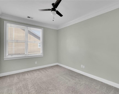 1079 Marietta Boulevard Nw - Photo Thumbnail 17