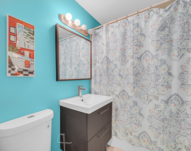 23327 N Wildwood Lane - Photo Thumbnail 16