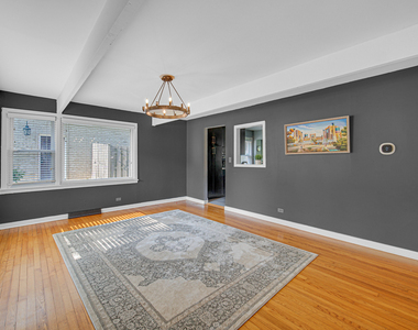 23327 N Wildwood Lane - Photo Thumbnail 12