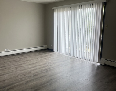 7041 99th Street - Photo Thumbnail 2