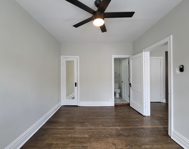 641 W Roscoe Street - Photo Thumbnail 3
