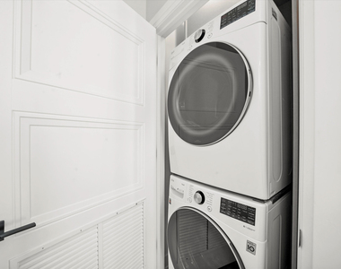 4240 W Belmont Avenue - Photo Thumbnail 22