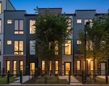 4230 W Belmont Avenue - Photo Thumbnail 28