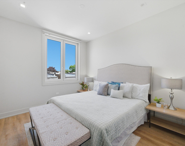 4230 W Belmont Avenue - Photo Thumbnail 11
