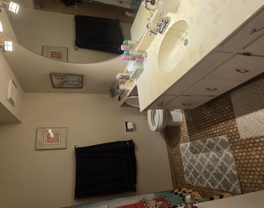 6240 S Newland Avenue - Photo Thumbnail 6