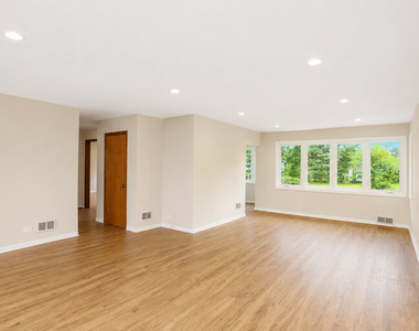 7n435 Linden Avenue - Photo Thumbnail 6