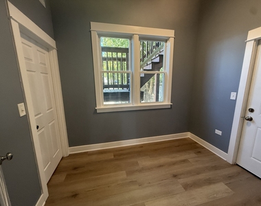 3312 W Le Moyne Street - Photo Thumbnail 6