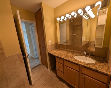 5455 N Sheridan Road - Photo Thumbnail 9